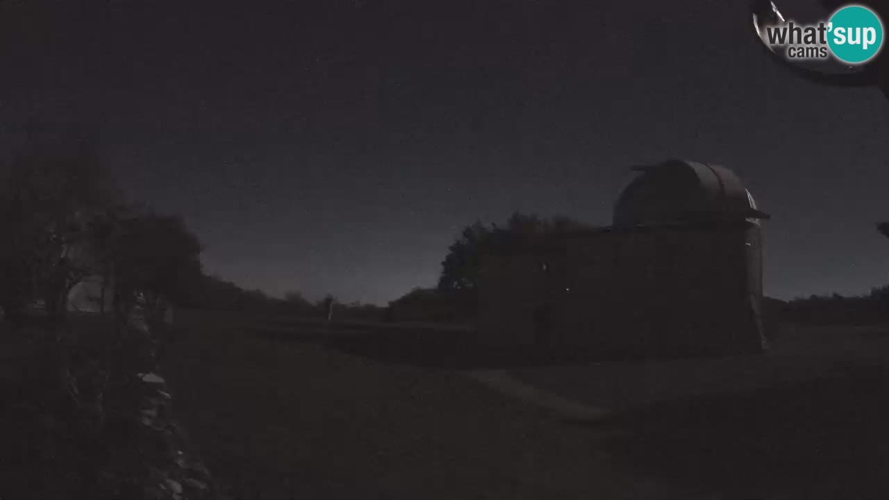 Višnjan Observatory Webcam: Gaze into the Cosmos from Istria, Croatia