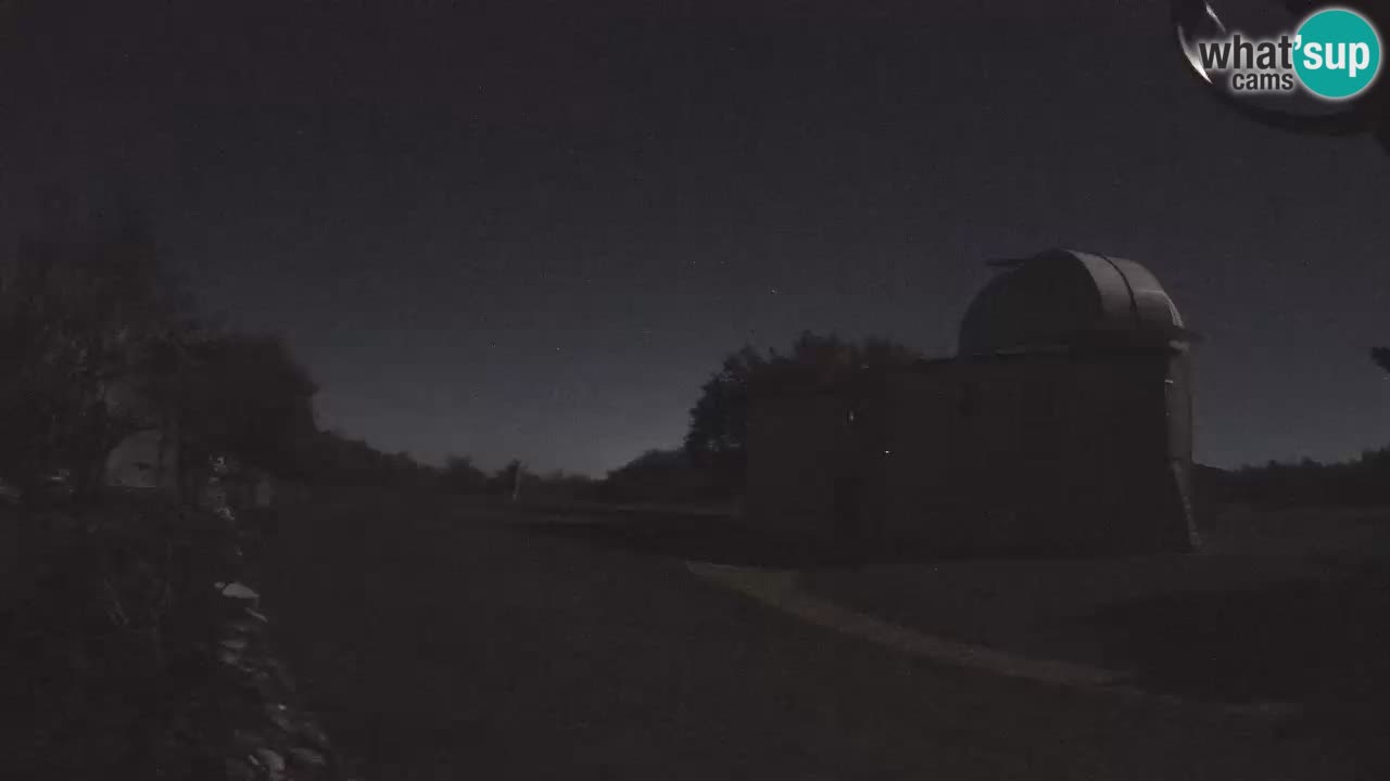 Višnjan Observatory Webcam: Gaze into the Cosmos from Istria, Croatia