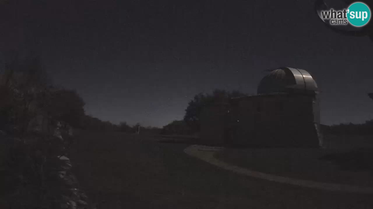 Višnjanska opservatorijska web kamera: Zavirite u svemir s poluotoka Istre, Hrvatska