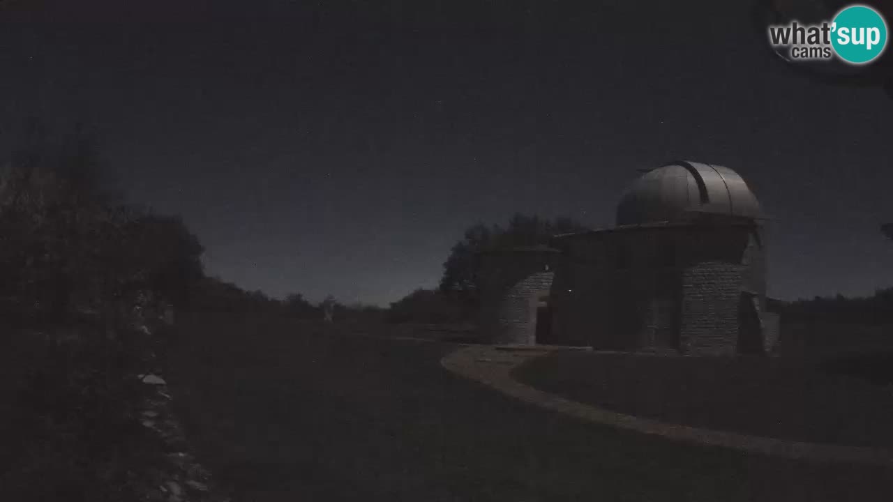 Webcam de l’Observatoire de Višnjan: Plongez dans le cosmos depuis l’Istrie, Croatie