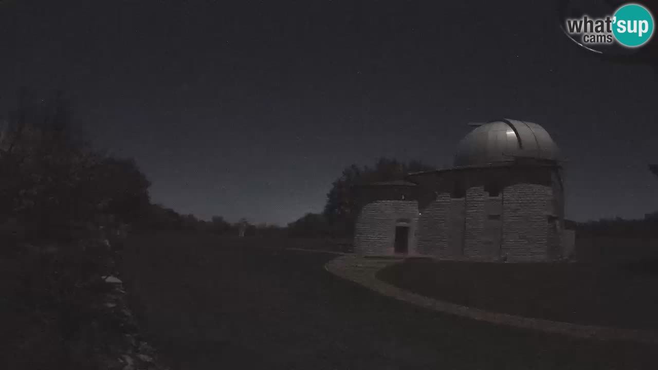 Webcam de l’Observatoire de Višnjan: Plongez dans le cosmos depuis l’Istrie, Croatie