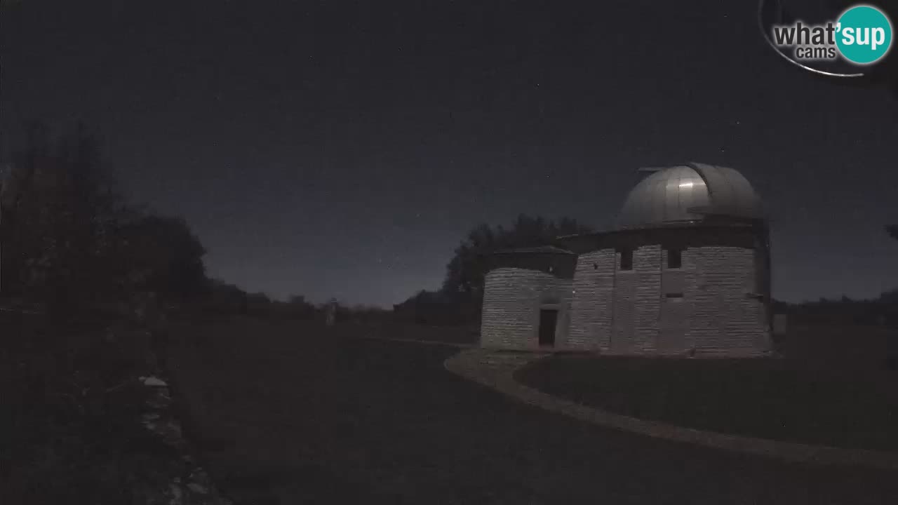 Webcam del Observatorio de Višnjan: Contempla el cosmos desde Istria, Croacia