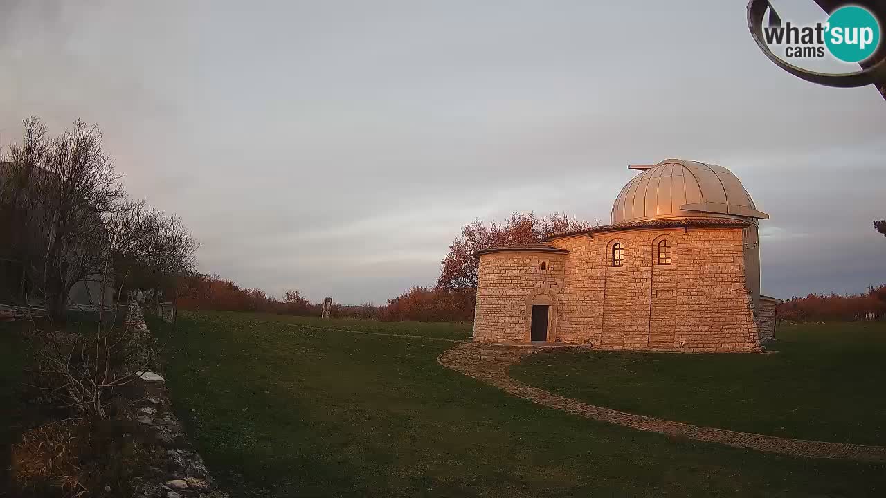 Webcam de l’Observatoire de Višnjan: Plongez dans le cosmos depuis l’Istrie, Croatie