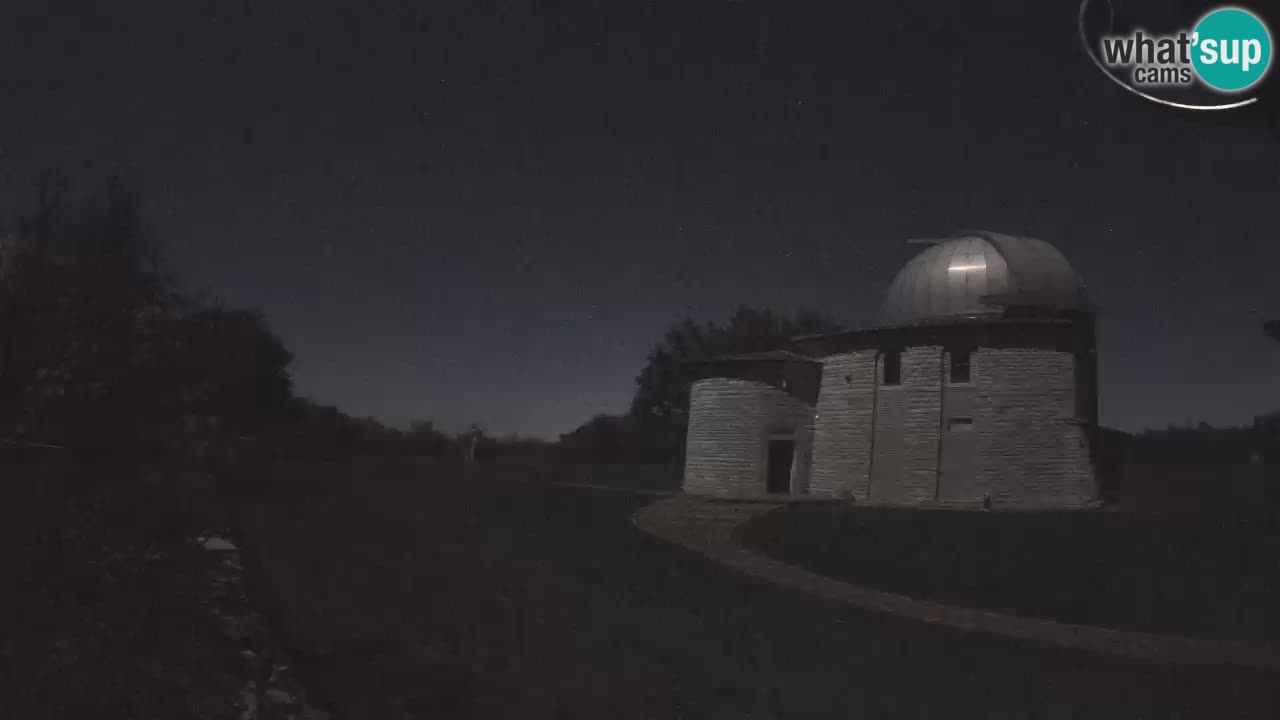 Webcam del Observatorio de Višnjan: Contempla el cosmos desde Istria, Croacia