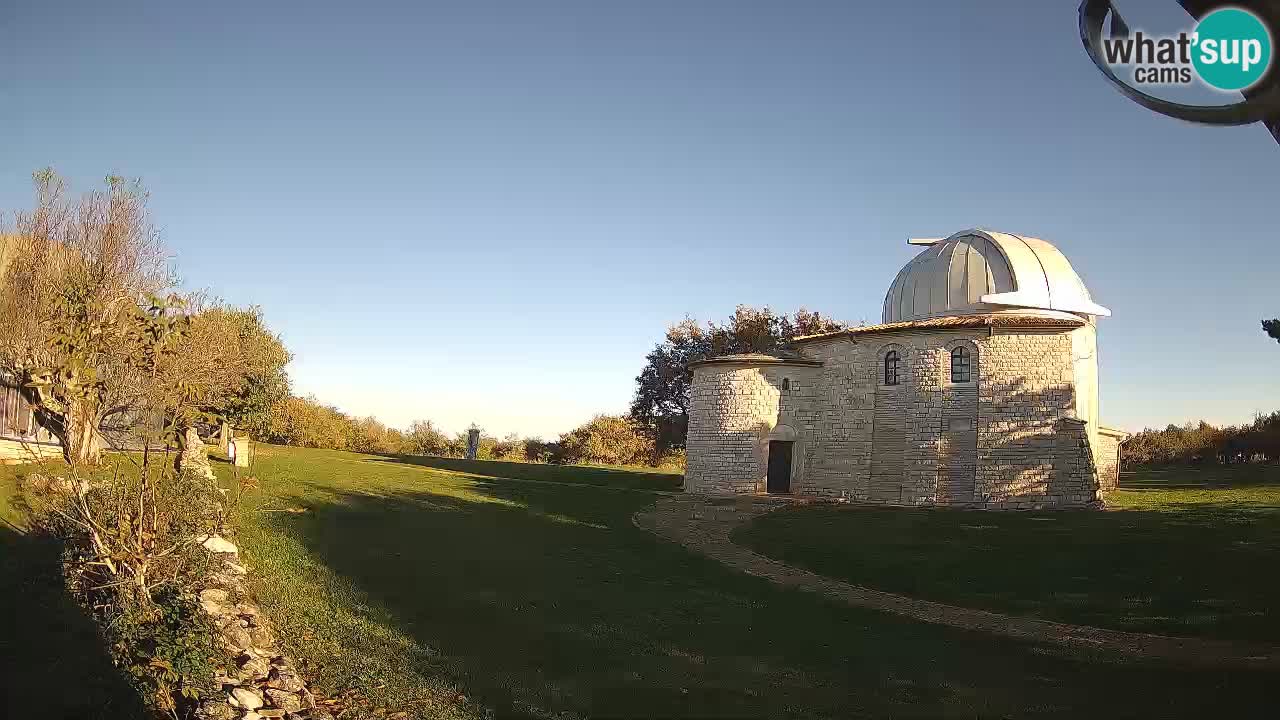 Višnjan Observatory Webcam: Gaze into the Cosmos from Istria, Croatia