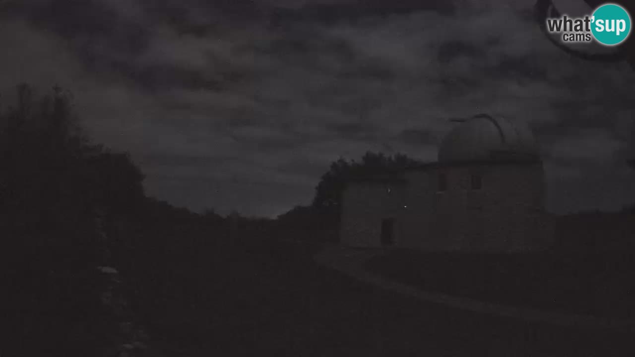 Višnjan Observatory Webcam: Gaze into the Cosmos from Istria, Croatia