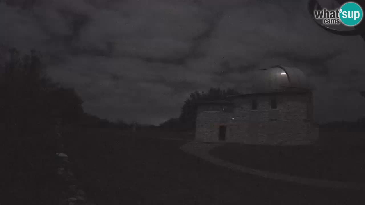 Višnjan Observatory Webcam: Gaze into the Cosmos from Istria, Croatia