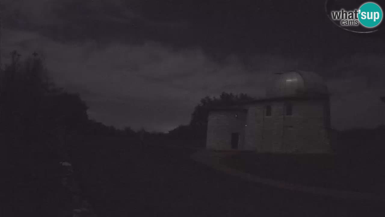 Višnjan Observatory Webcam: Gaze into the Cosmos from Istria, Croatia
