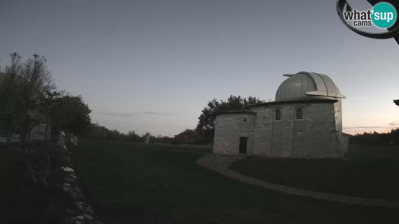 Višnjan Observatory Webcam: Gaze into the Cosmos from Istria, Croatia