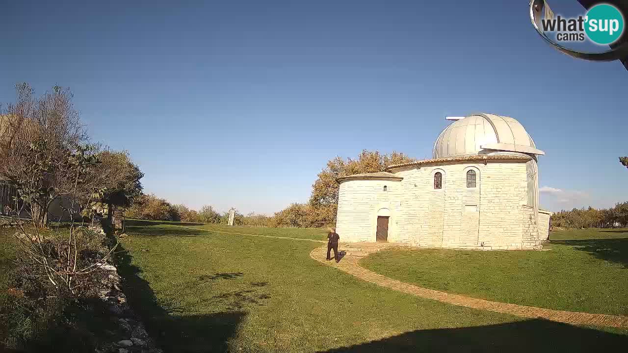 Višnjan Observatory Webcam: Gaze into the Cosmos from Istria, Croatia