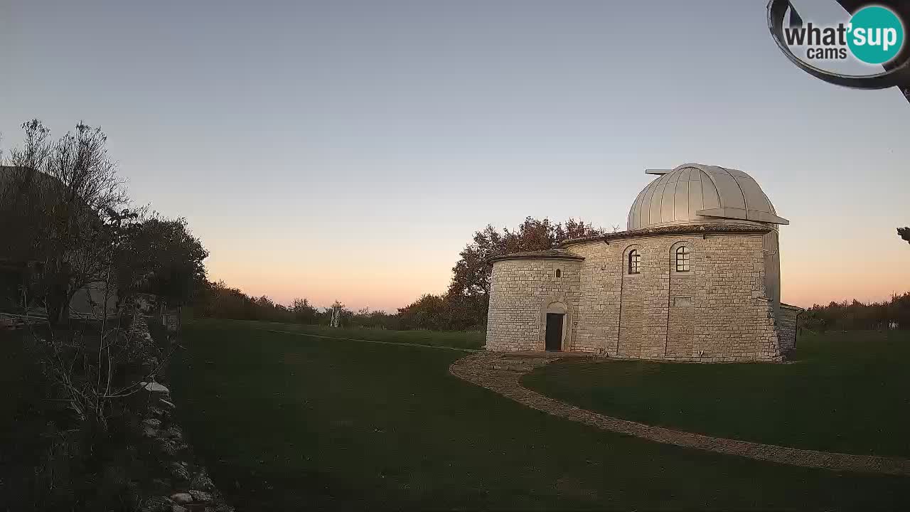 Webcam de l’Observatoire de Višnjan: Plongez dans le cosmos depuis l’Istrie, Croatie