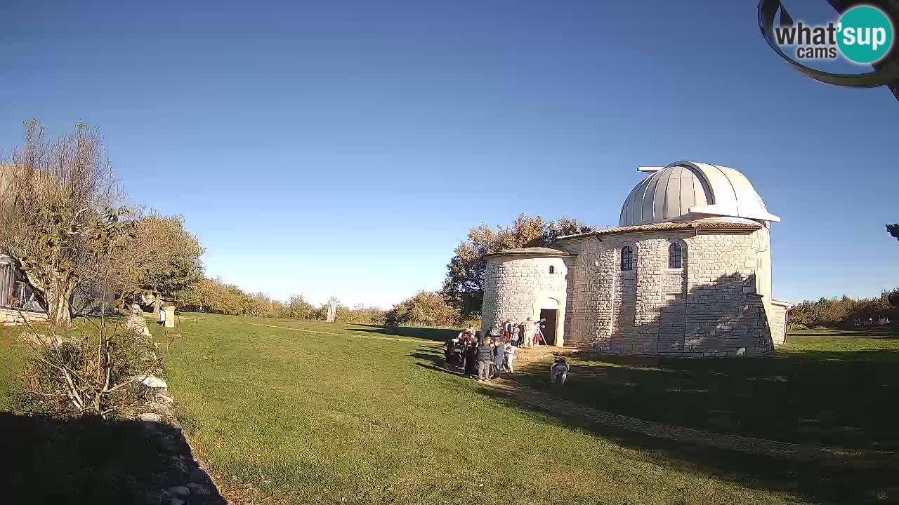 Višnjan Observatory Webcam: Gaze into the Cosmos from Istria, Croatia