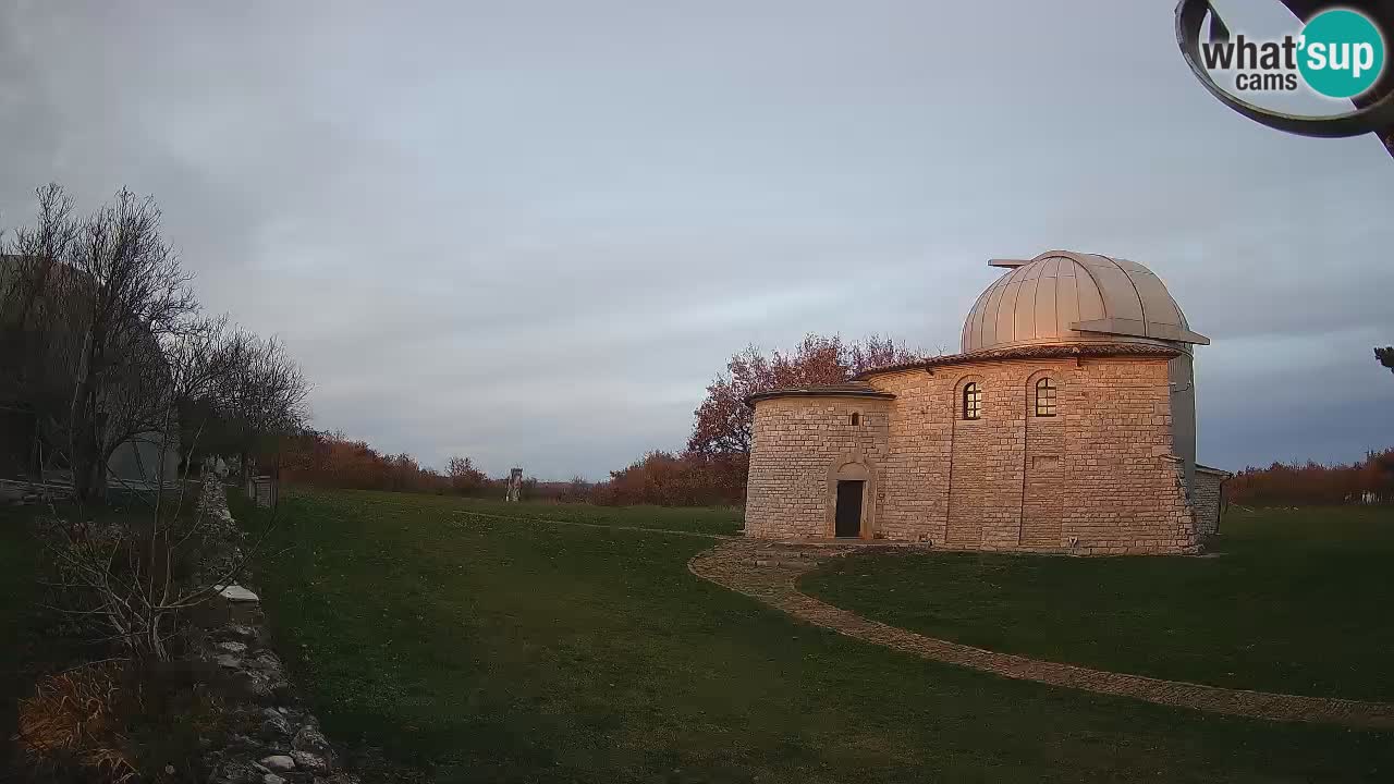 Višnjan Observatory Webcam: Gaze into the Cosmos from Istria, Croatia