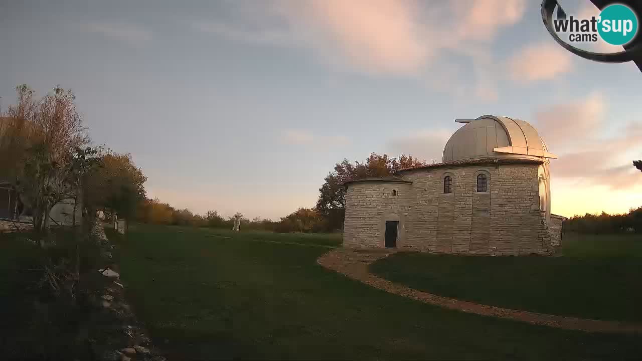Webcam del Observatorio de Višnjan: Contempla el cosmos desde Istria, Croacia