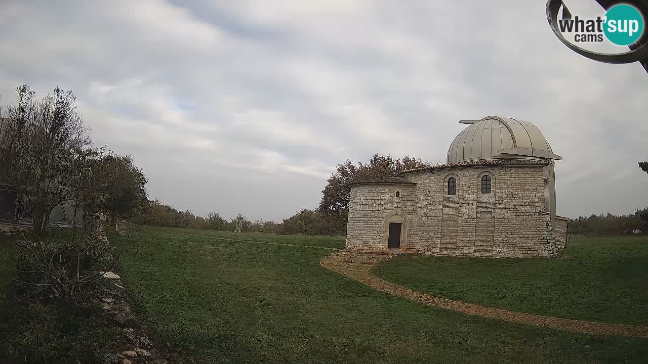 Višnjan Observatory Webcam: Gaze into the Cosmos from Istria, Croatia