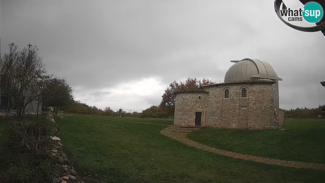 Višnjan Observatory Webcam: Gaze into the Cosmos from Istria, Croatia