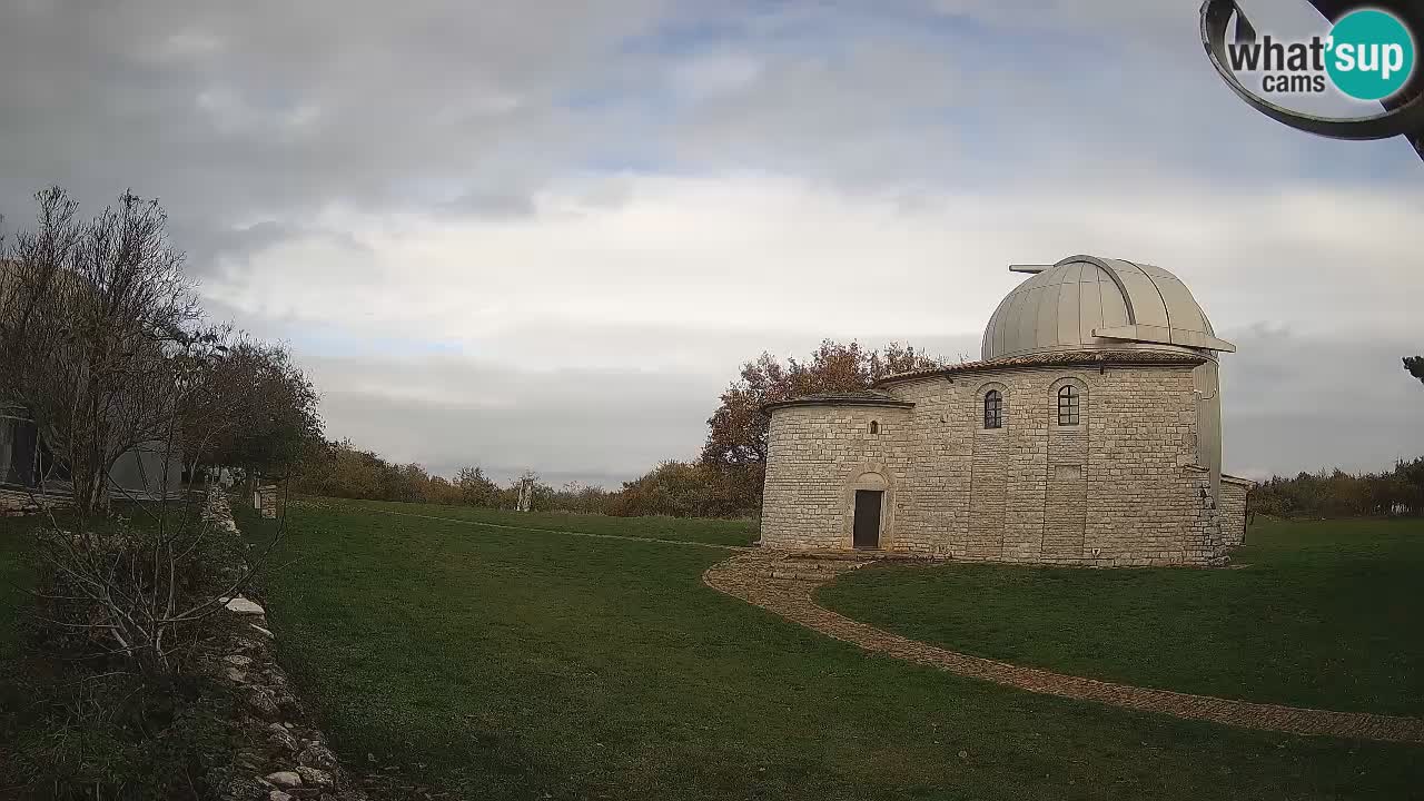 Višnjanska opservatorijska web kamera: Zavirite u svemir s poluotoka Istre, Hrvatska