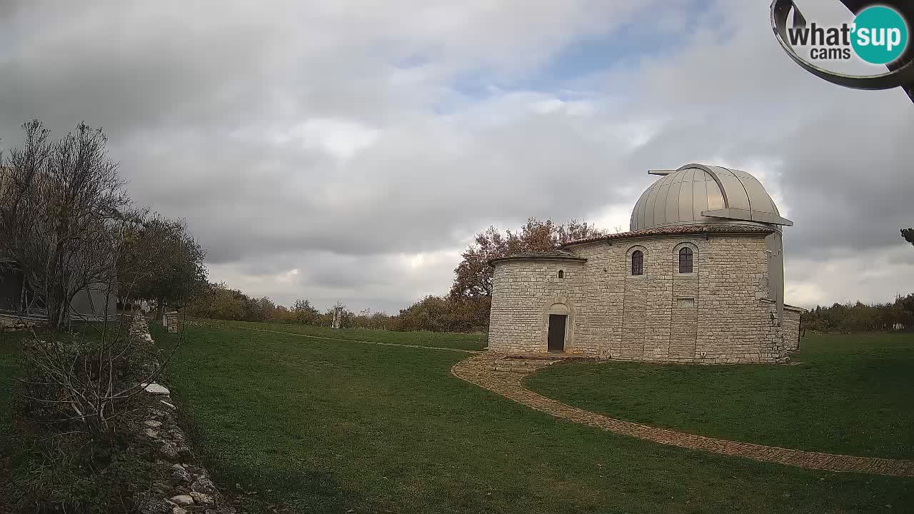 Webcam de l’Observatoire de Višnjan: Plongez dans le cosmos depuis l’Istrie, Croatie