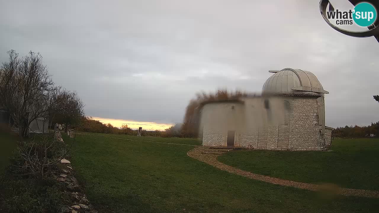 Višnjan Observatory Webcam: Gaze into the Cosmos from Istria, Croatia