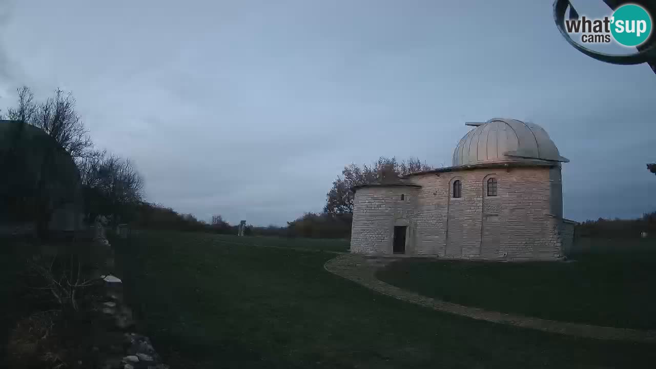 Višnjanska opservatorijska web kamera: Zavirite u svemir s poluotoka Istre, Hrvatska