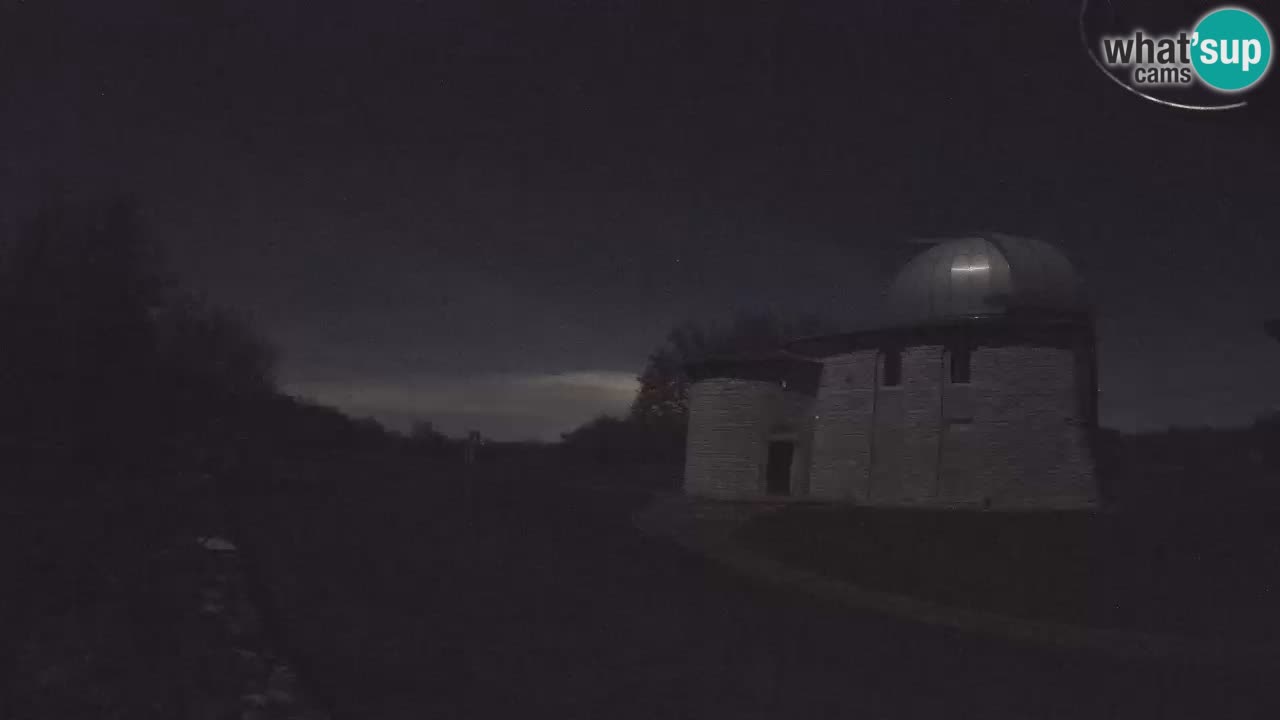 Webcam de l’Observatoire de Višnjan: Plongez dans le cosmos depuis l’Istrie, Croatie