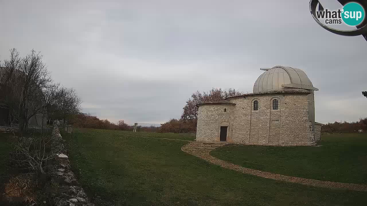 Višnjan Observatory Webcam: Gaze into the Cosmos from Istria, Croatia