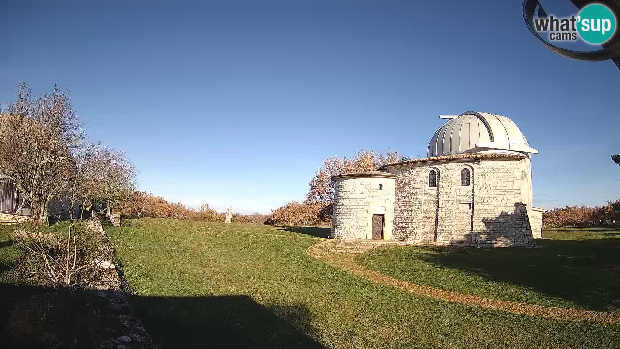 Višnjan Observatory Webcam: Gaze into the Cosmos from Istria, Croatia