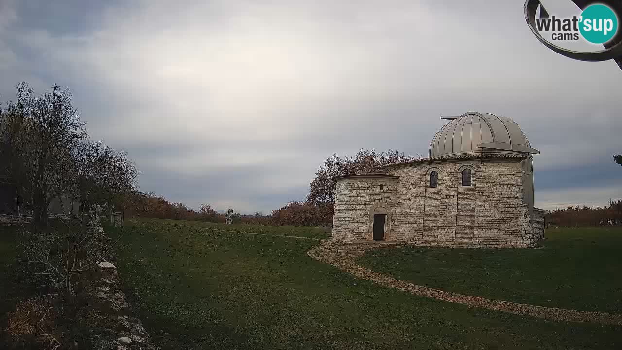 Višnjan Observatory Webcam: Gaze into the Cosmos from Istria, Croatia