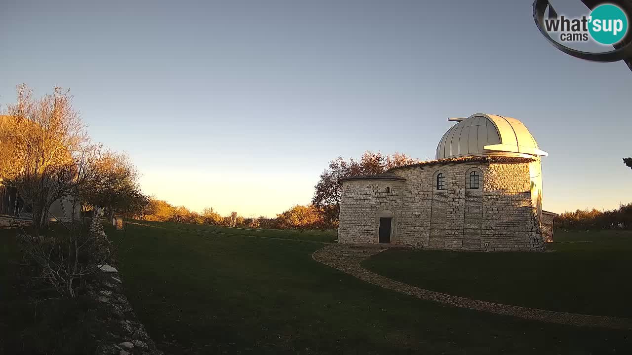 Višnjan Observatory Webcam: Gaze into the Cosmos from Istria, Croatia