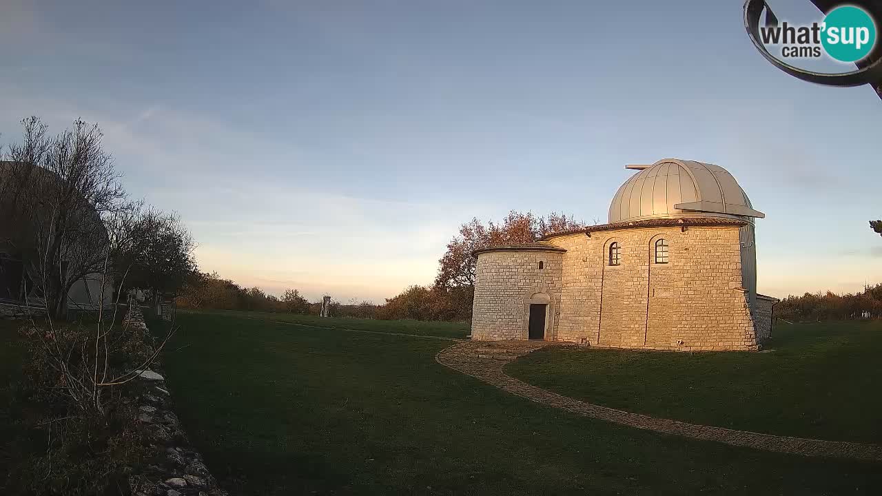 Višnjanska opservatorijska web kamera: Zavirite u svemir s poluotoka Istre, Hrvatska