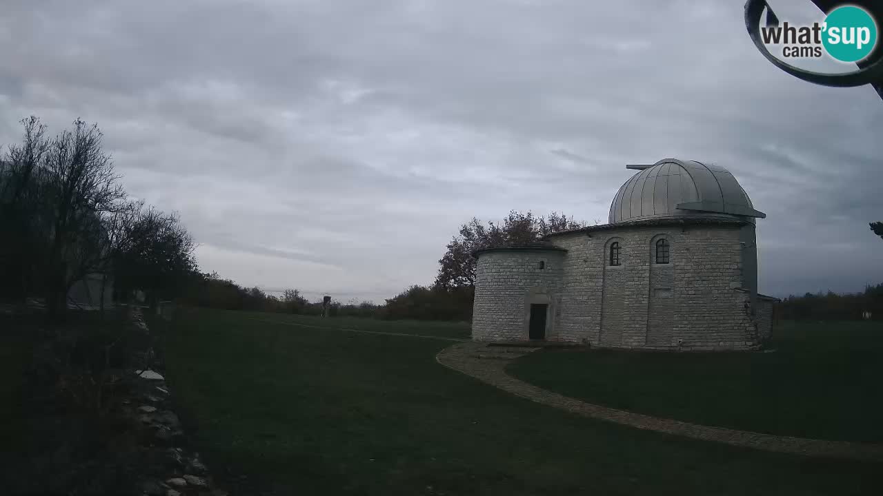 Višnjan Observatory Webcam: Gaze into the Cosmos from Istria, Croatia