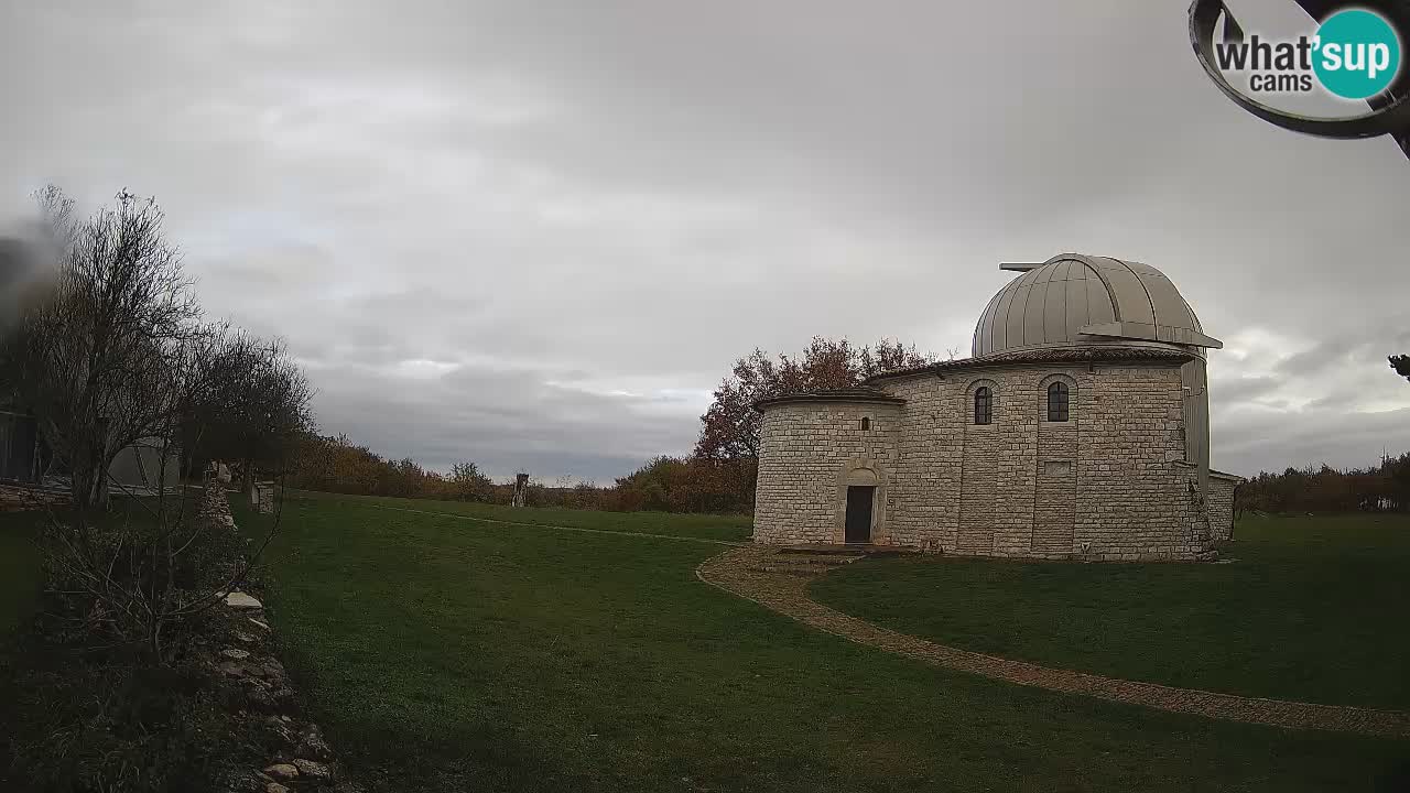 Višnjan Observatory Webcam: Gaze into the Cosmos from Istria, Croatia