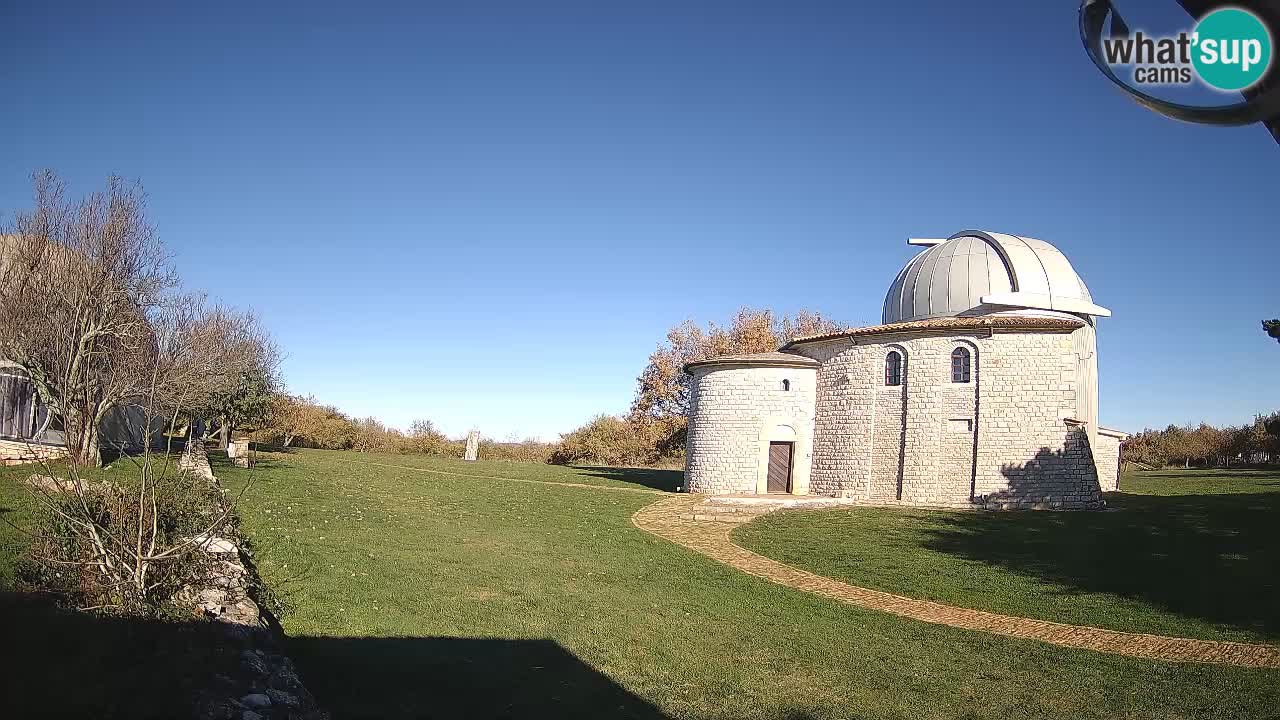 Višnjanska opservatorijska web kamera: Zavirite u svemir s poluotoka Istre, Hrvatska