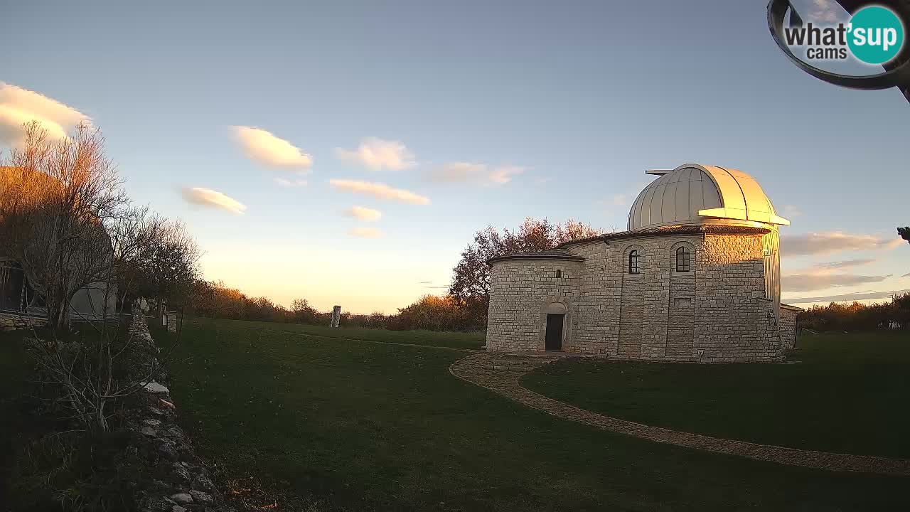 Višnjan Observatory Webcam: Gaze into the Cosmos from Istria, Croatia