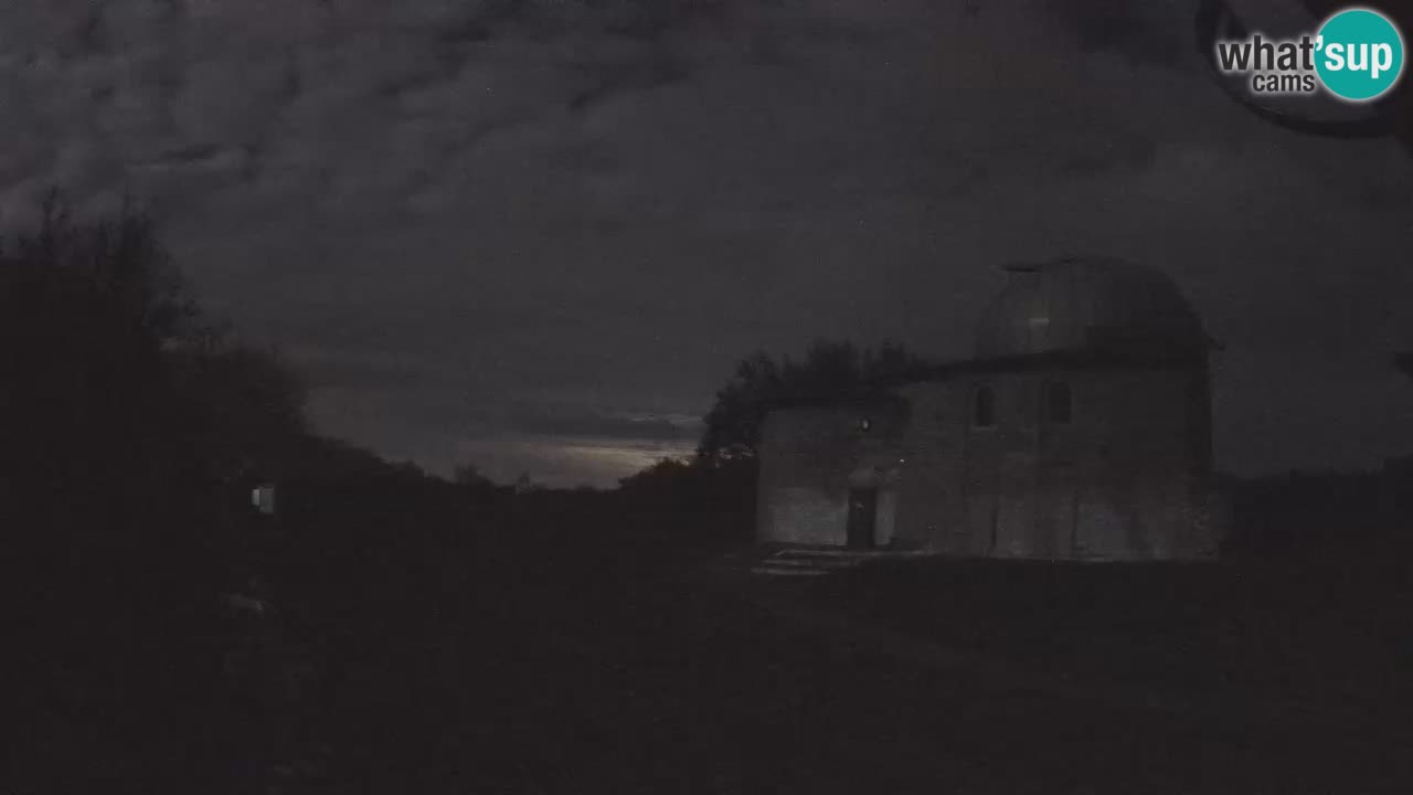 Višnjan Observatory Webcam: Gaze into the Cosmos from Istria, Croatia