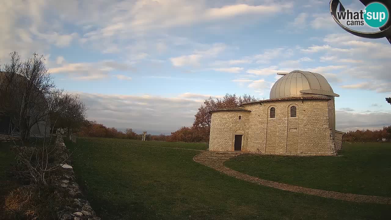 Višnjanska observatorijska spletna kamera: Opazujte vesolje iz Istre, Hrvaška