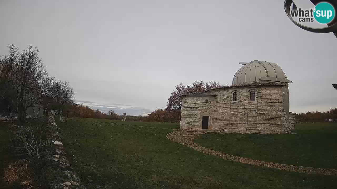 Webcam de l’Observatoire de Višnjan: Plongez dans le cosmos depuis l’Istrie, Croatie