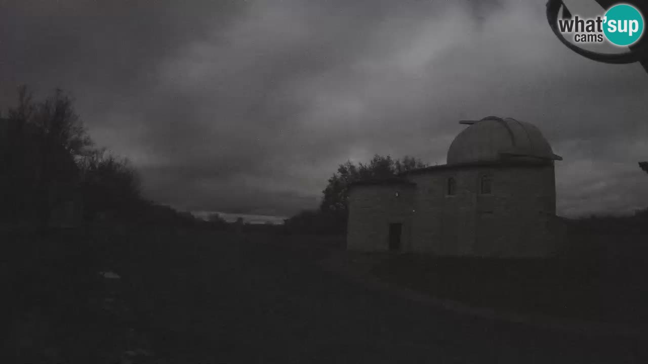 Višnjan Observatory Webcam: Gaze into the Cosmos from Istria, Croatia