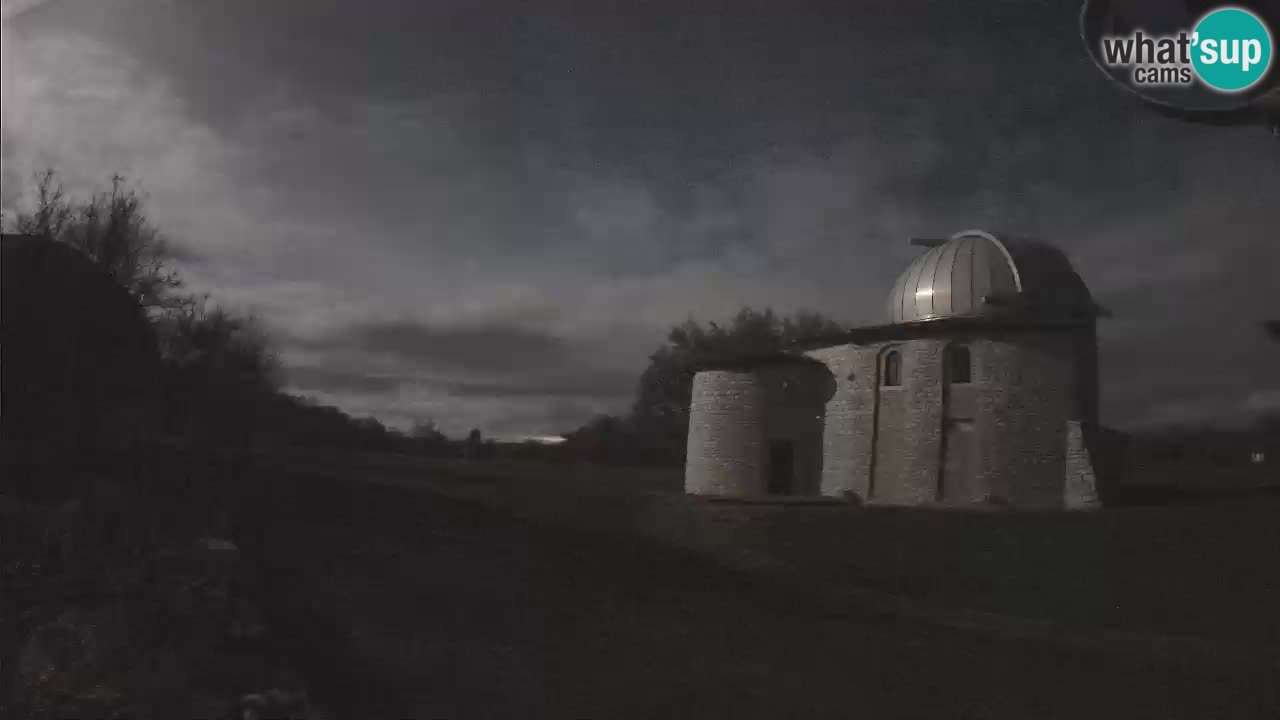 Višnjan Observatory Webcam: Gaze into the Cosmos from Istria, Croatia