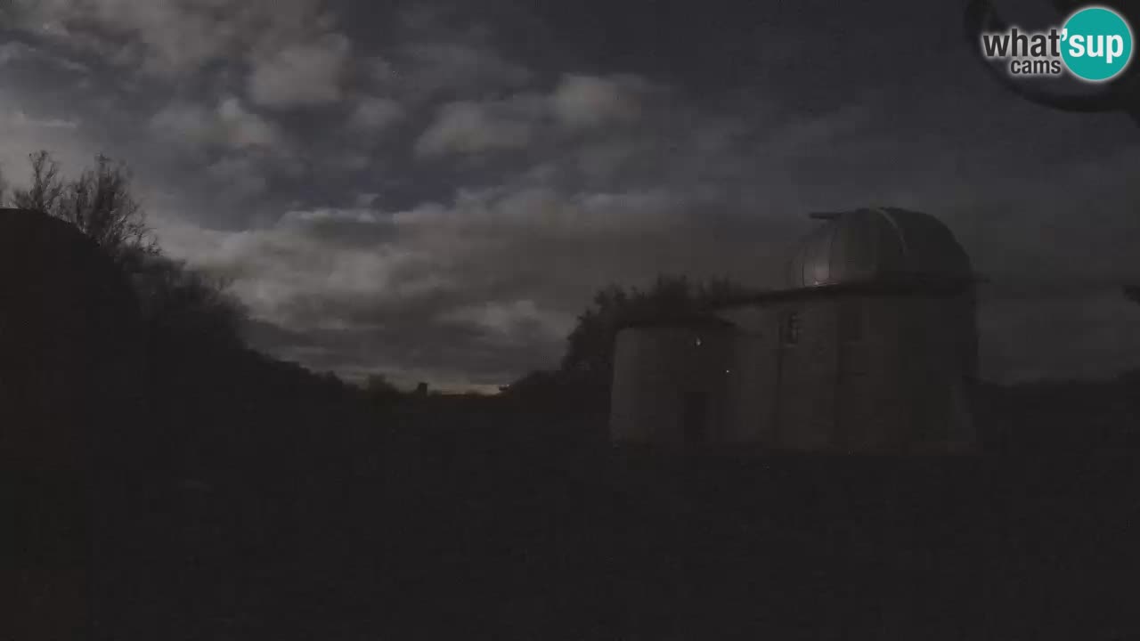 Višnjan Observatory Webcam: Gaze into the Cosmos from Istria, Croatia