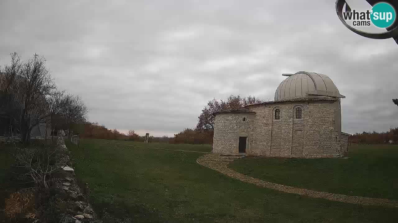 Višnjan Observatory Webcam: Gaze into the Cosmos from Istria, Croatia