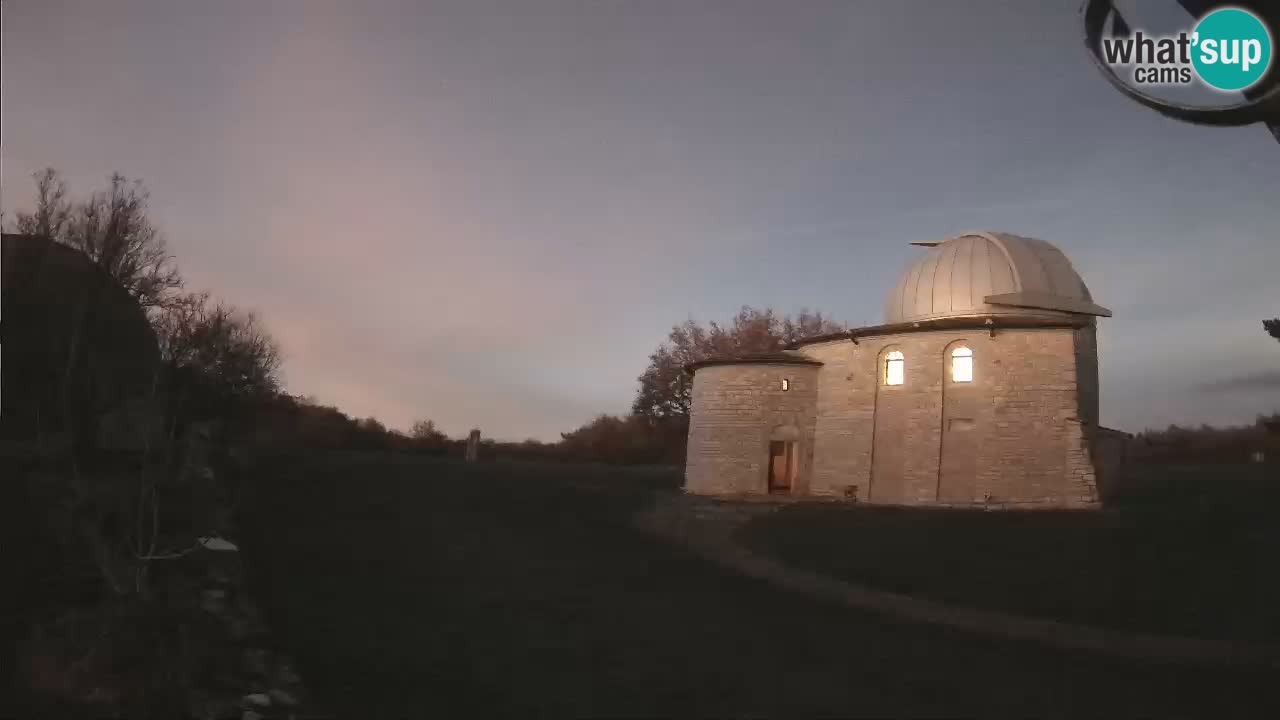 Webcam del Observatorio de Višnjan: Contempla el cosmos desde Istria, Croacia