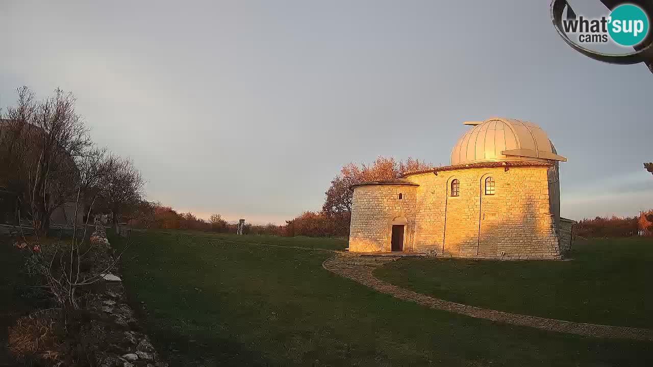 Webcam de l’Observatoire de Višnjan: Plongez dans le cosmos depuis l’Istrie, Croatie