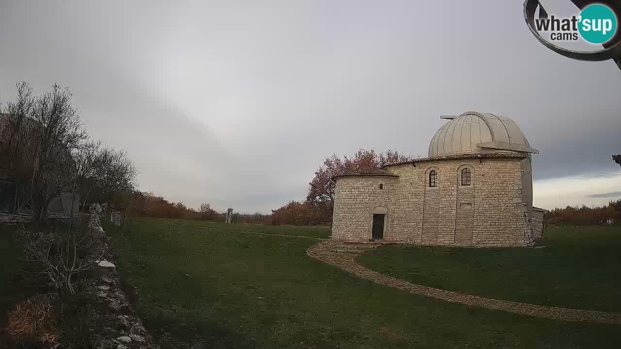 Višnjanska observatorijska spletna kamera: Opazujte vesolje iz Istre, Hrvaška