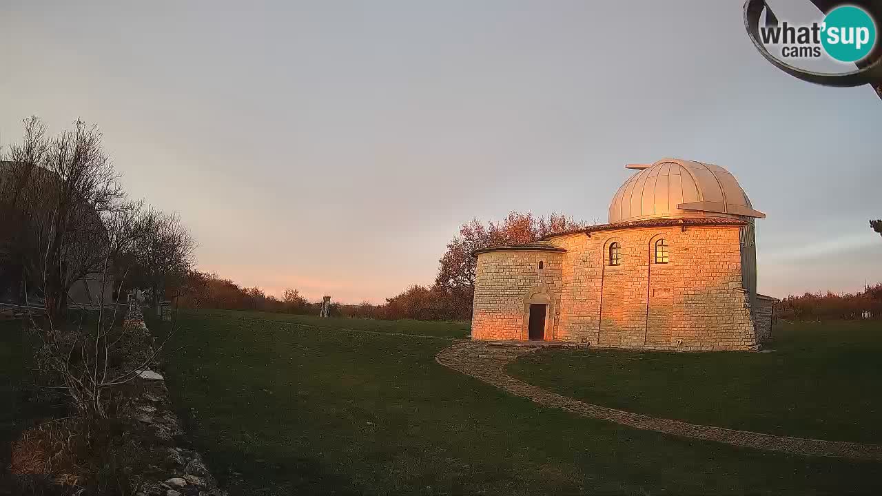 Webcam del Observatorio de Višnjan: Contempla el cosmos desde Istria, Croacia