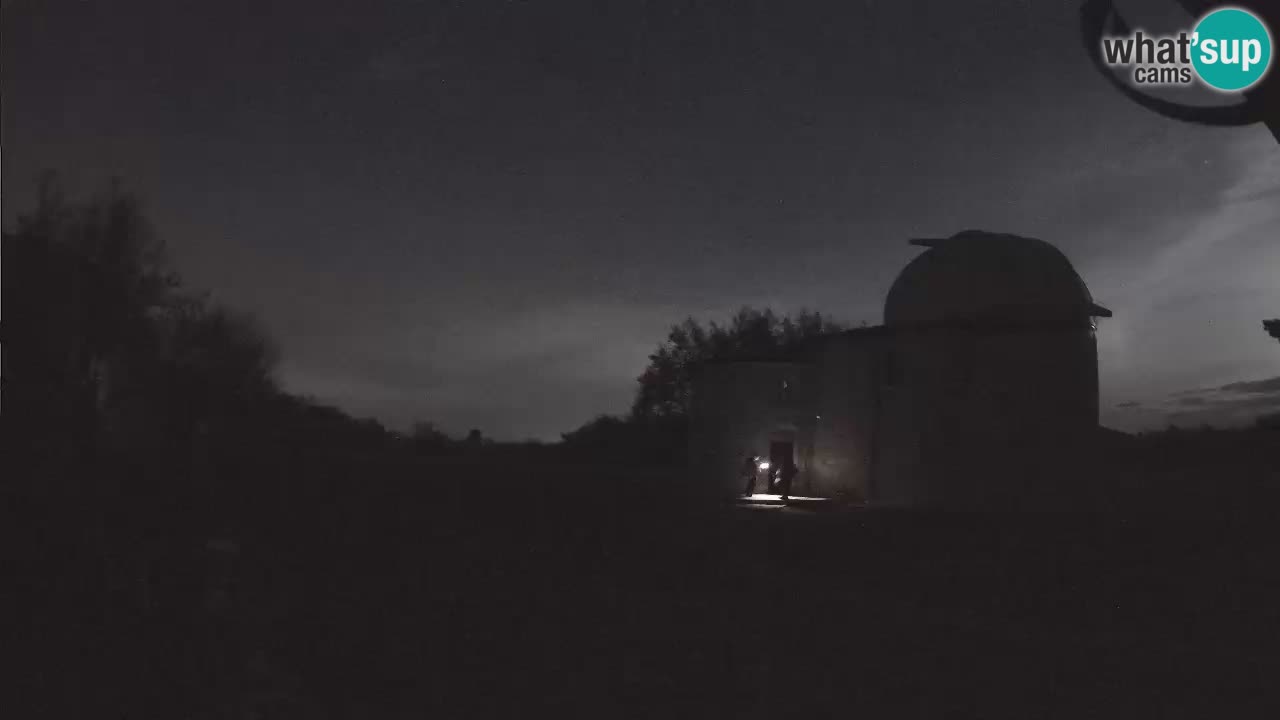 Višnjan Observatory Webcam: Gaze into the Cosmos from Istria, Croatia