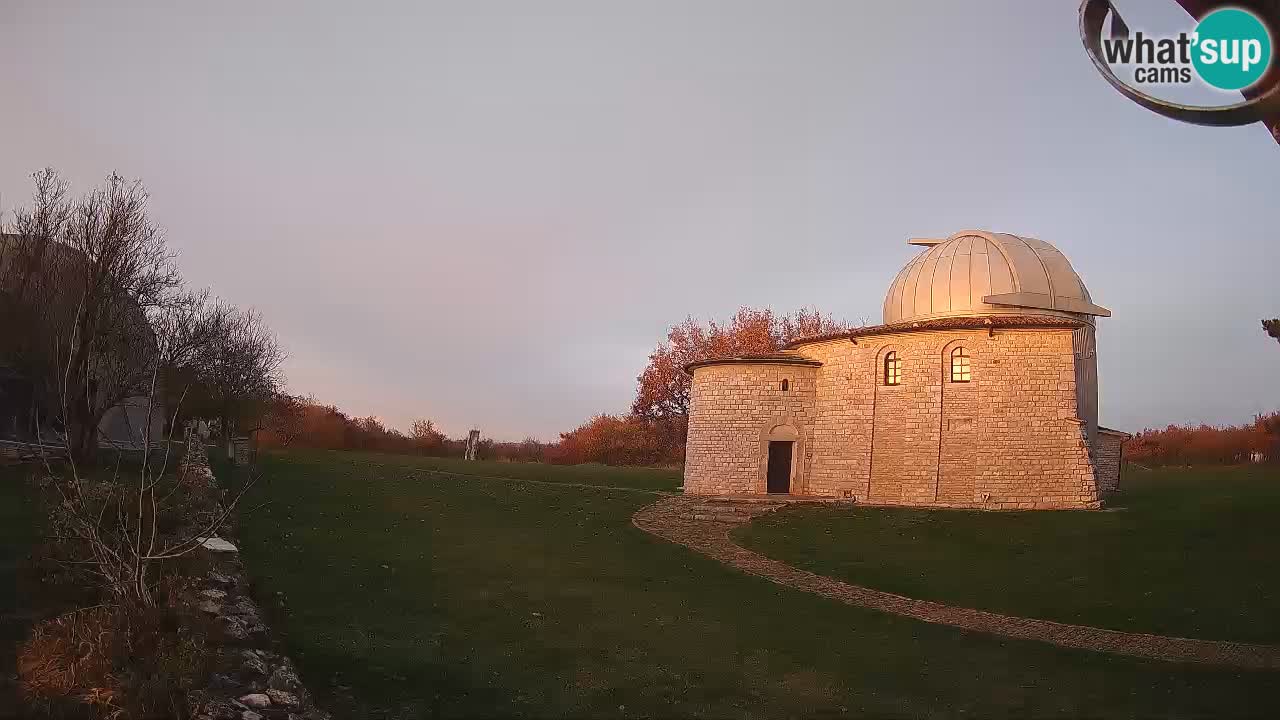 Webcam de l’Observatoire de Višnjan: Plongez dans le cosmos depuis l’Istrie, Croatie