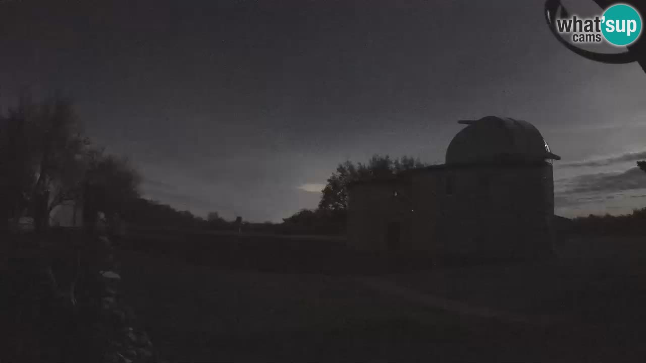 Višnjanska observatorijska spletna kamera: Opazujte vesolje iz Istre, Hrvaška