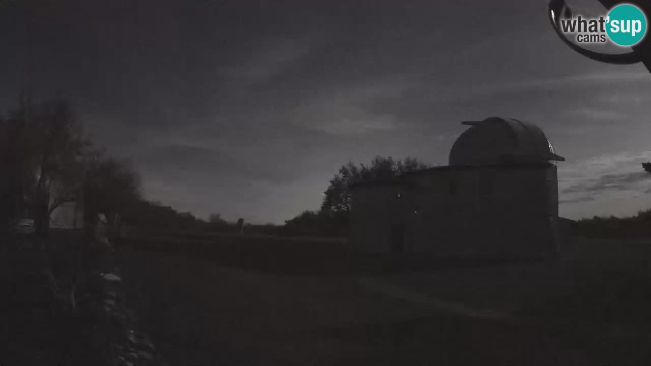 Višnjanska observatorijska spletna kamera: Opazujte vesolje iz Istre, Hrvaška