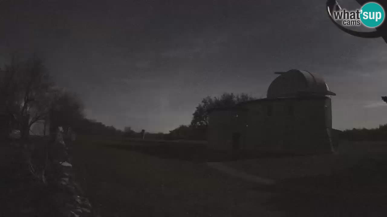 Višnjanska observatorijska spletna kamera: Opazujte vesolje iz Istre, Hrvaška